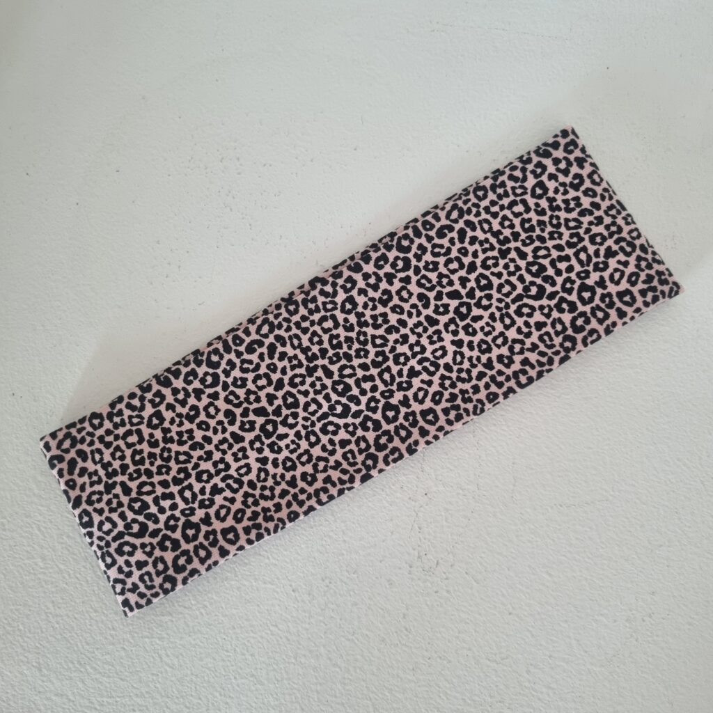Pannband leopard puderrosa